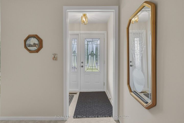 Property Photo: 424 Maple Ridge Drive ON K7M 5P3
