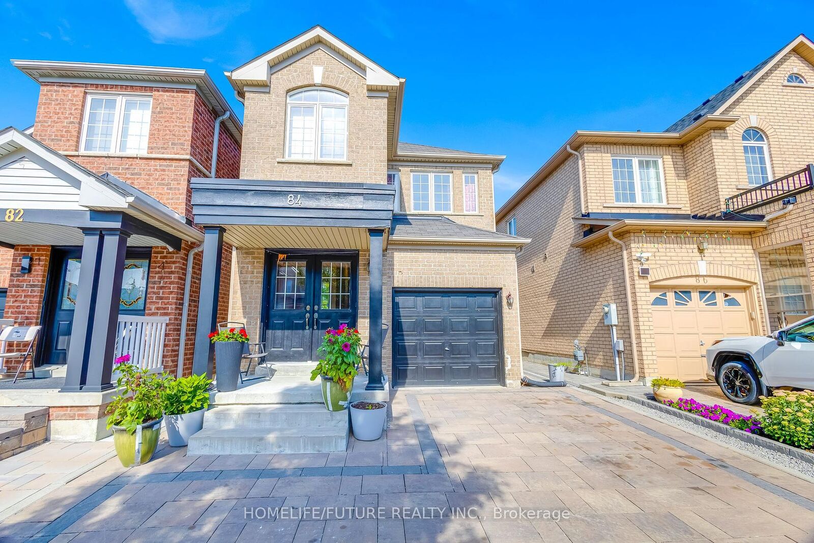 Property Photo:  84 Jack Monkman Crescent  ON L3S 0A4 