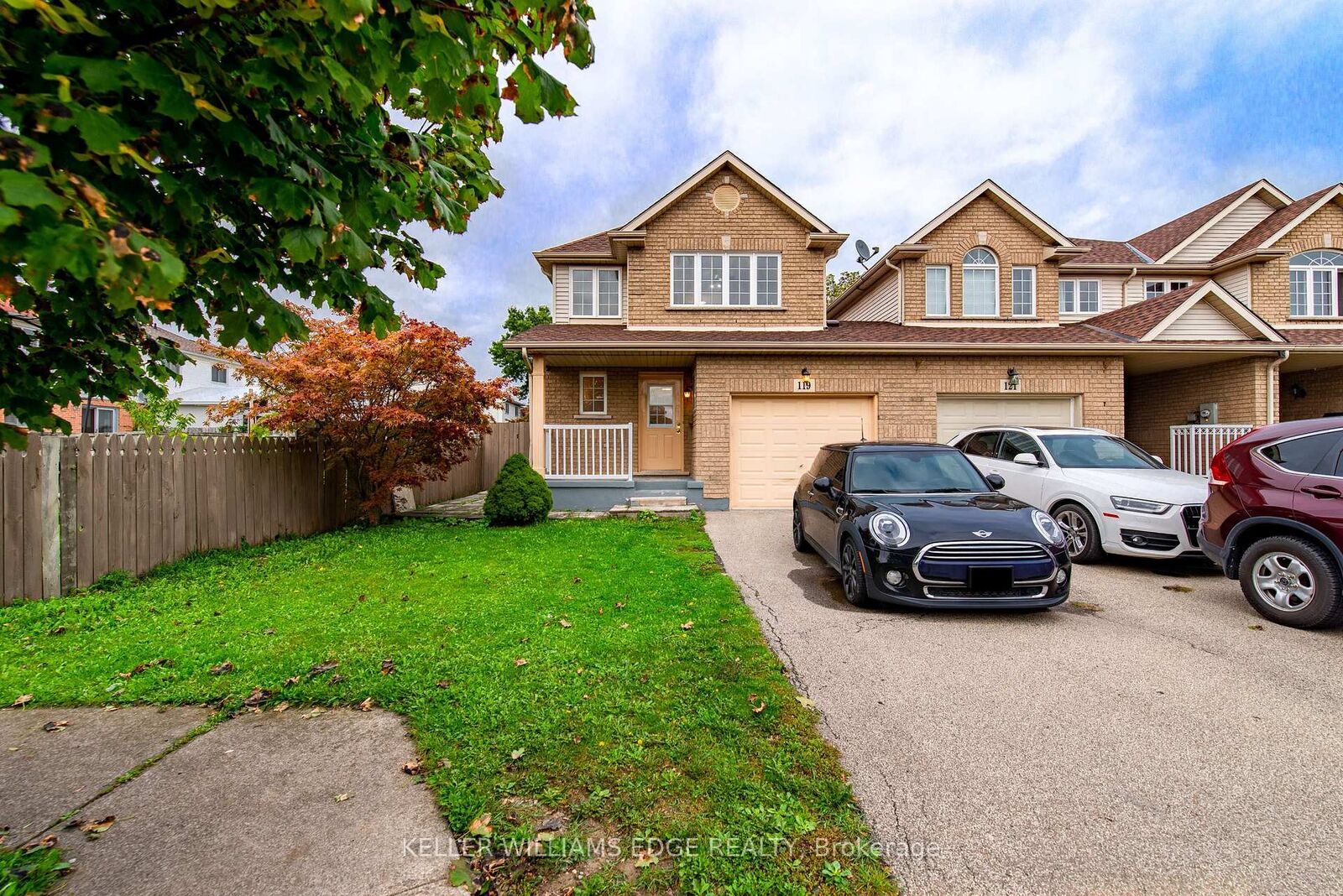 Property Photo: 119 Summers Drive Room E ON L2V 5C7