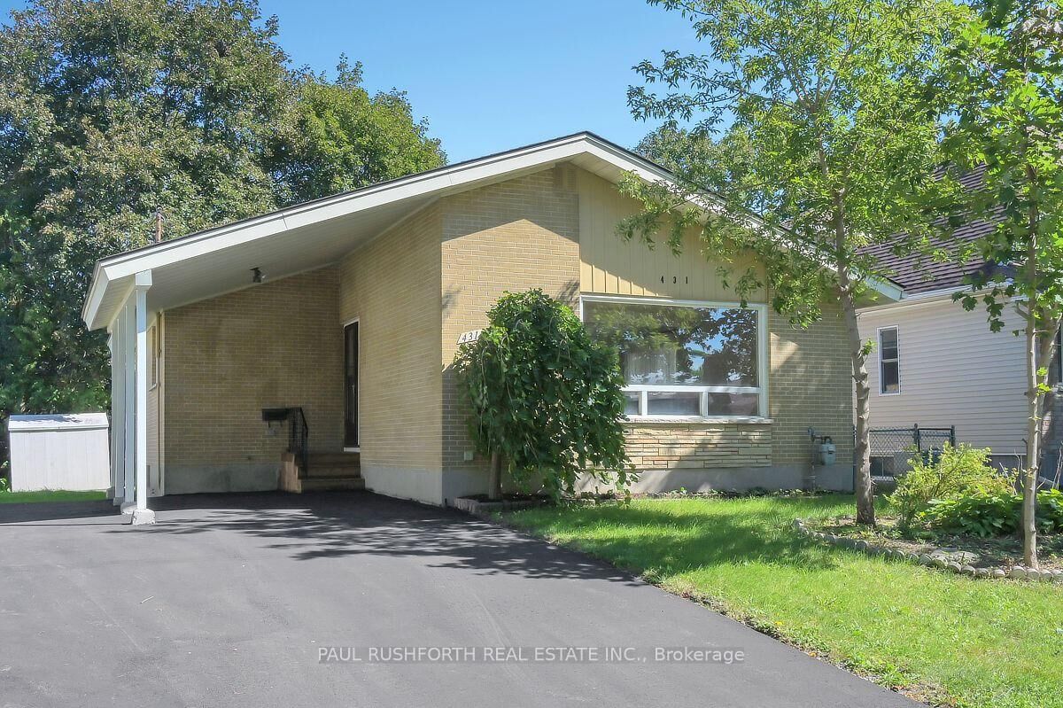 Property Photo: 431 Wentworth Avenue ON K2B 5J7