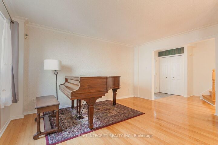 Property Photo: 106 Beck Drive ON L3P 5J9