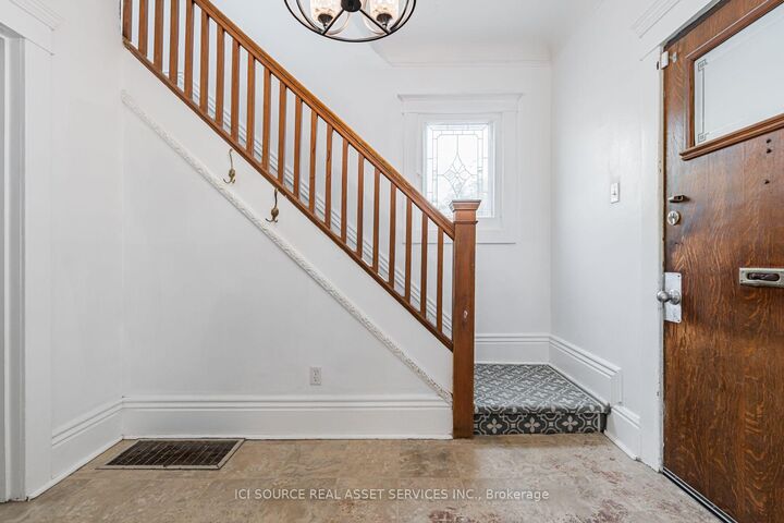 Property Photo:  12 Sibley Avenue Main &Amp Upper  ON M4C 5E7 