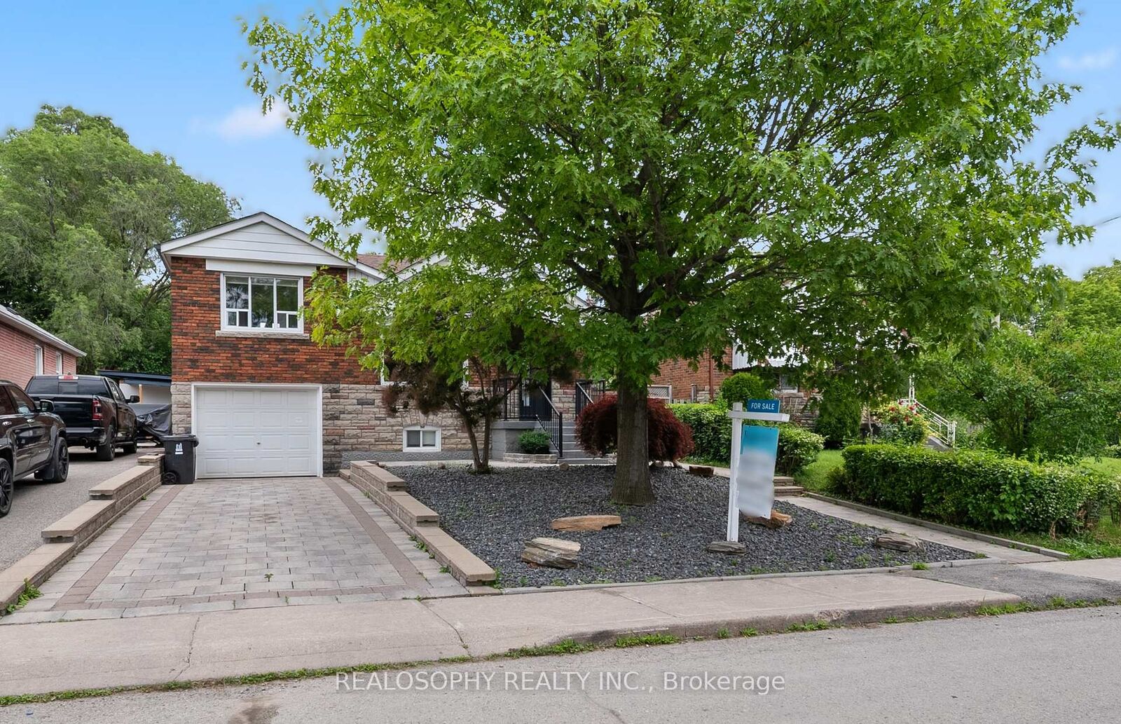 Property Photo:  69 Squires Avenue  ON M4B 2R7 