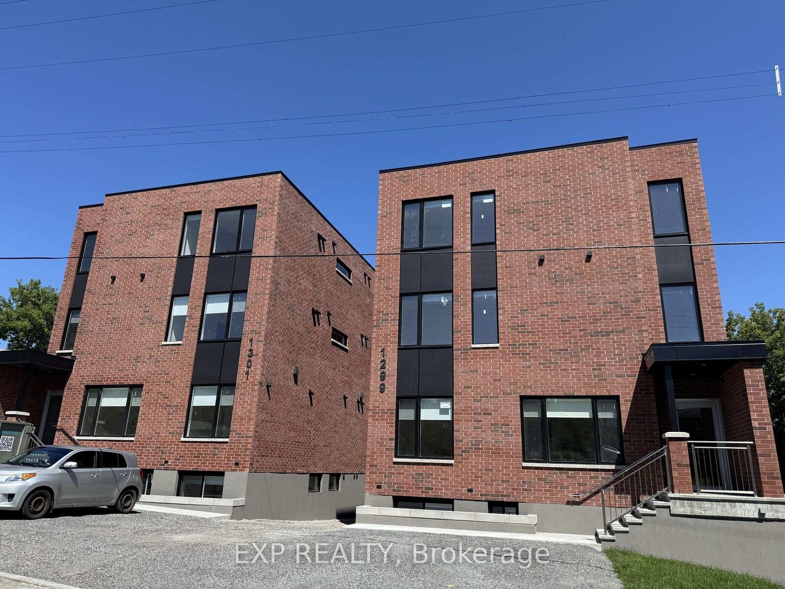 Property Photo:  1301 Dorchester Avenue 1  ON K1Z 8E8 