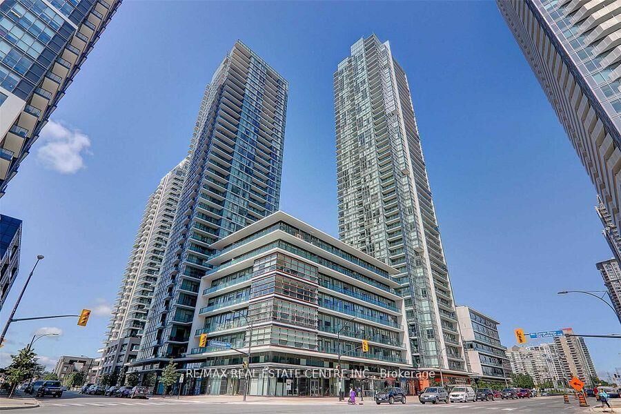 Property Photo:  4070 Confederation Parkway 2104  ON L5B 0E9 