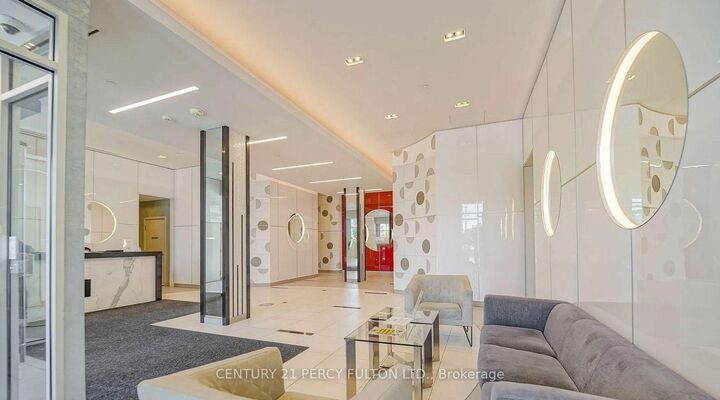 Property Photo:  30 Meadowglen Place 208  ON M1G 0A6 