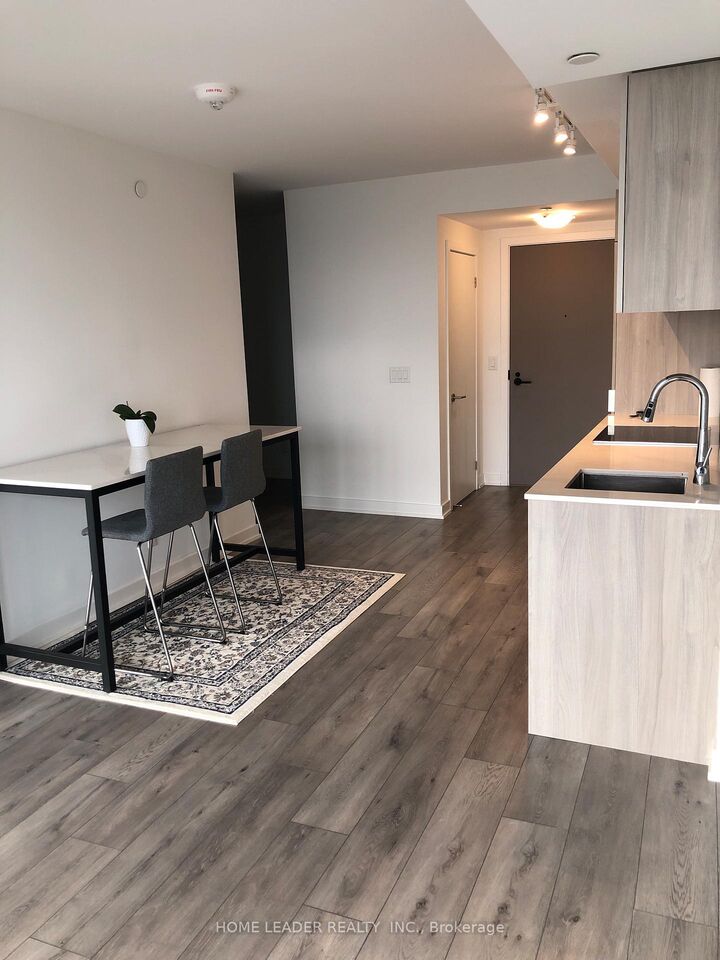 Property Photo: 47 Mutual Street 2908 ON M5B 0C6