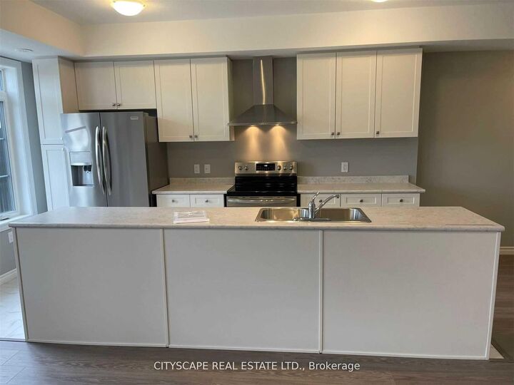 Property Photo:  80 Wheat Lane 80  ON N2R 0R6 