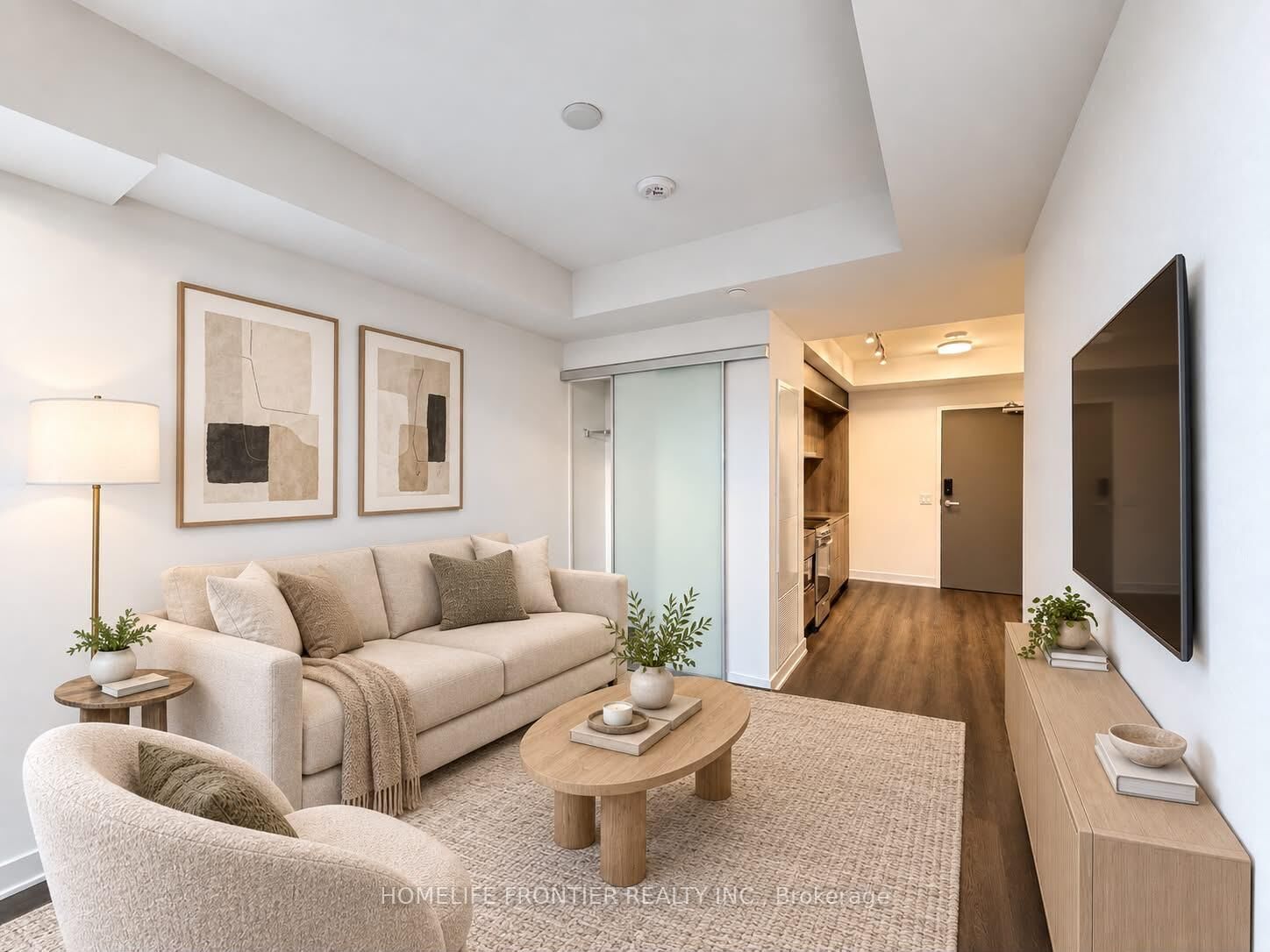 Property Photo:  448 Burnhamthorpe Road W 7303  ON L5B 0R4 