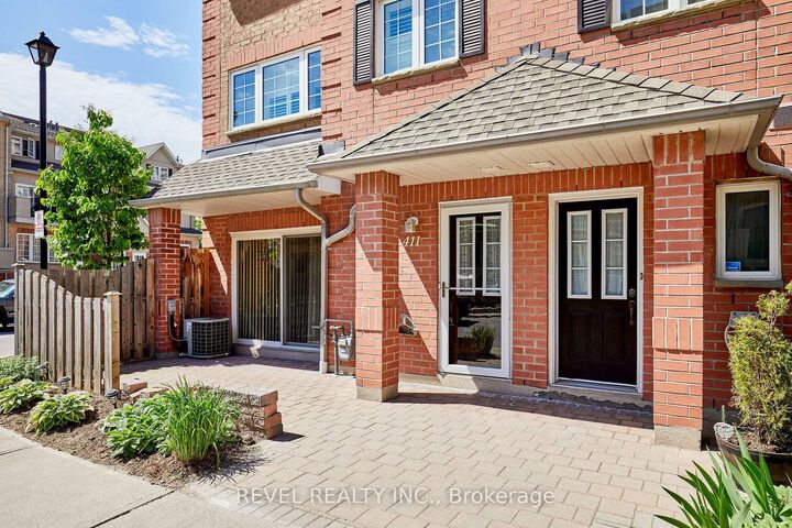 Property Photo:  1400 The Esplanade N/A N 411  ON L1V 6V2 