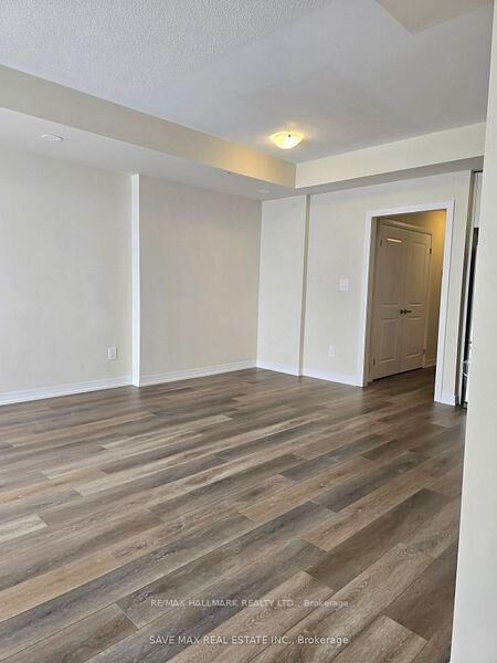 Property Photo:  1581 Rose Way 125  ON L9T 7E7 