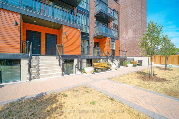 Property Photo:  5289 Highway 7 N/A D902  ON L4L 0J1 