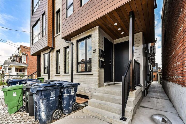 Property Photo: 21 Lappin Avenue 1 ON M6H 1Y3