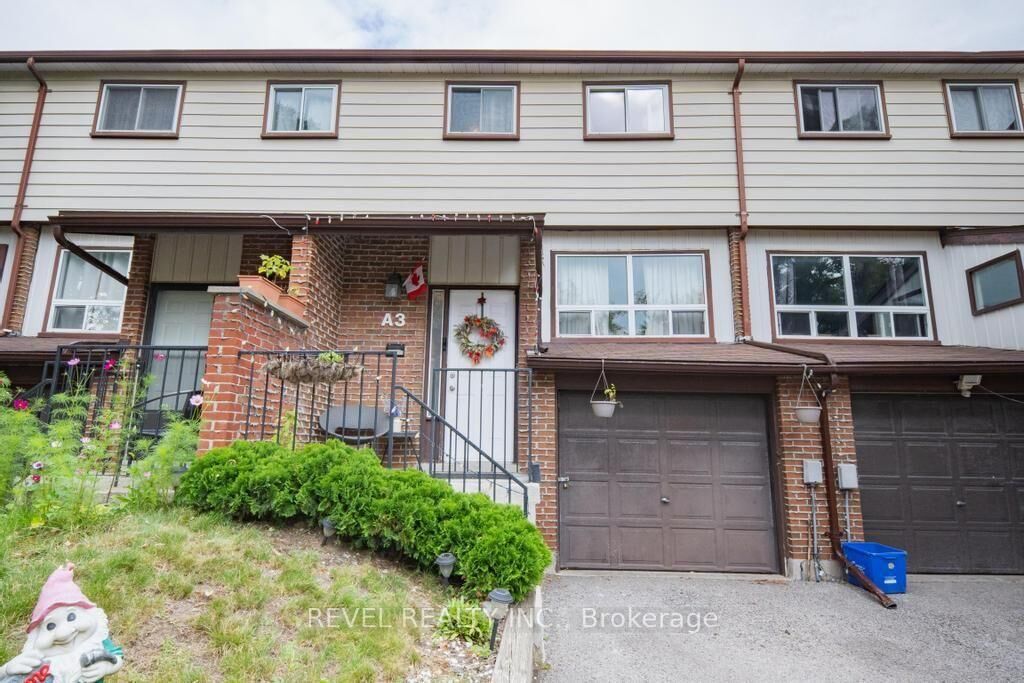 Property Photo: 63 Ferris Lane A3 ON L4M 5C4