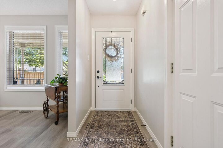 Property Photo:  48 Abbeywood Crescent  ON N1K 1V2 