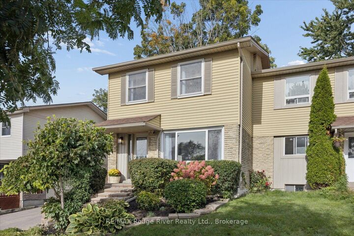 Property Photo:  748 Hillcroft Street  ON L1G 7H6 