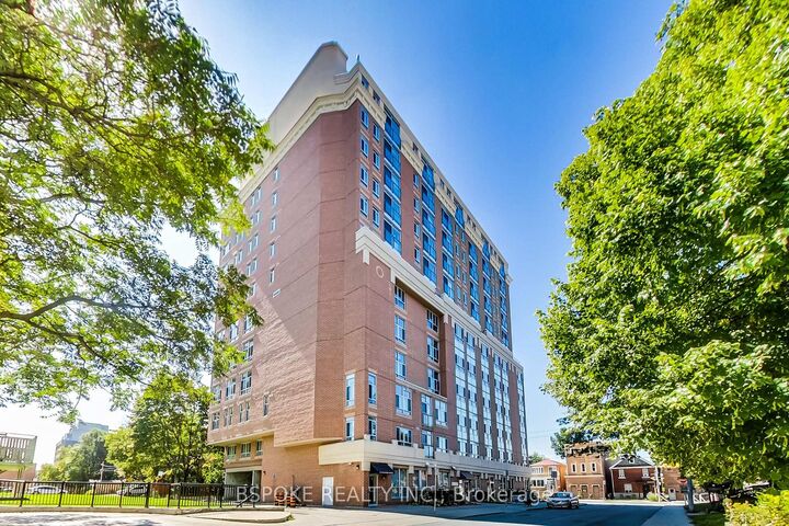 Property Photo:  15 Maplewood Avenue 1101  ON M6C 4B4 