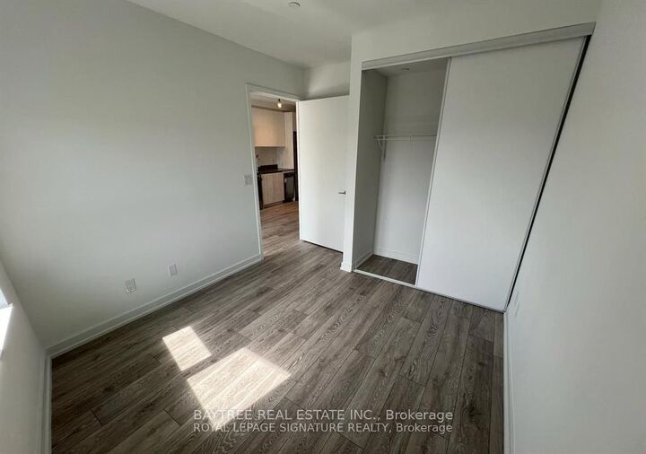 Property Photo: 3100 Keele Street 908 ON M3M 0E1