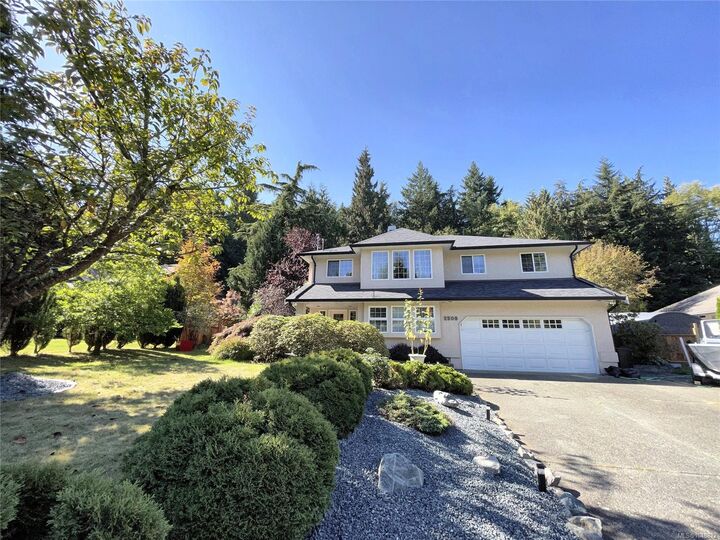 Property Photo: 2508 Fawn Rd BC V0R 1P2