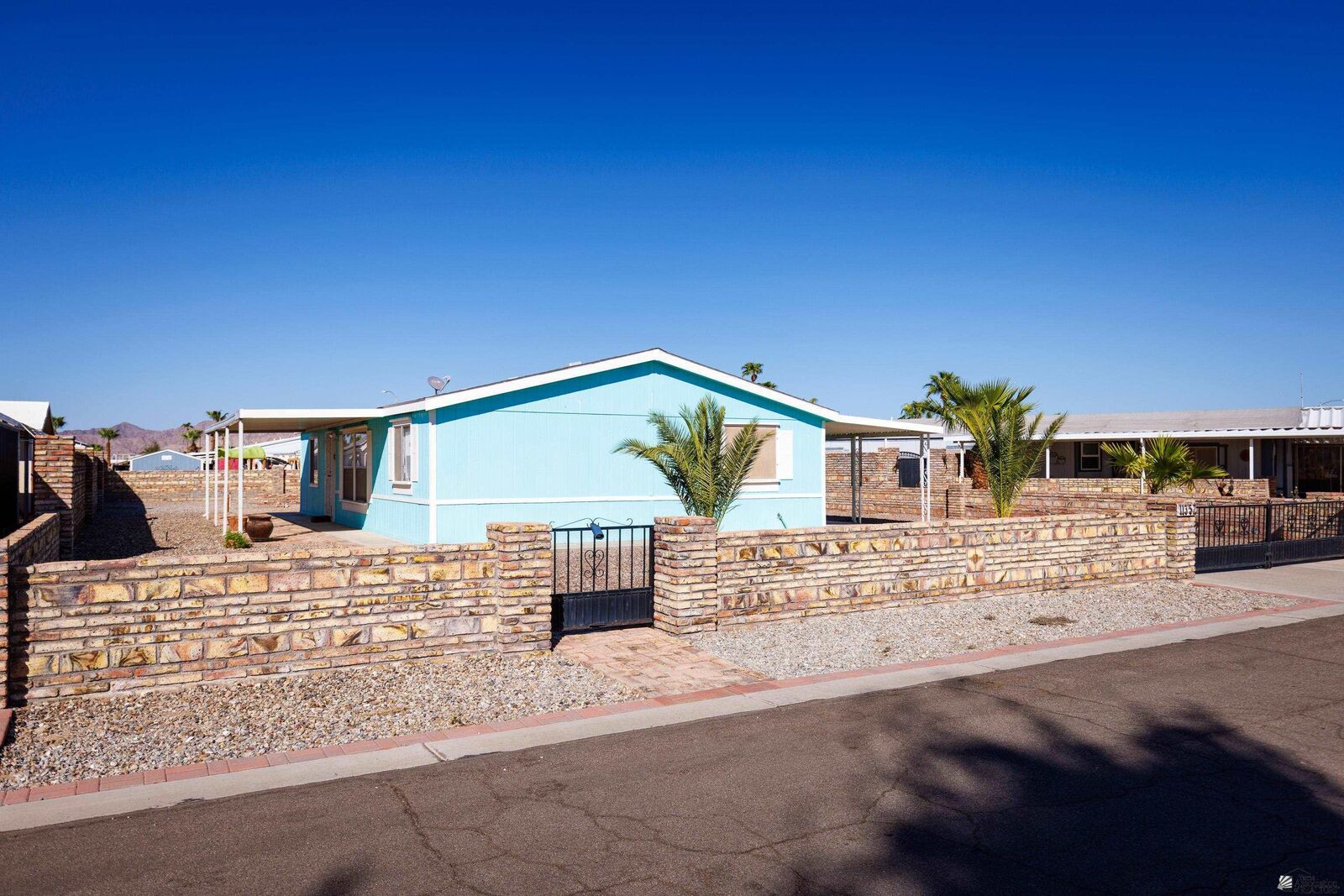 Property Photo: 11352 E 37 St AZ 85367