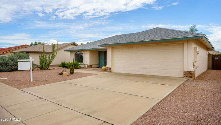 Property Photo: 10857 E Lindner Avenue AZ 85209