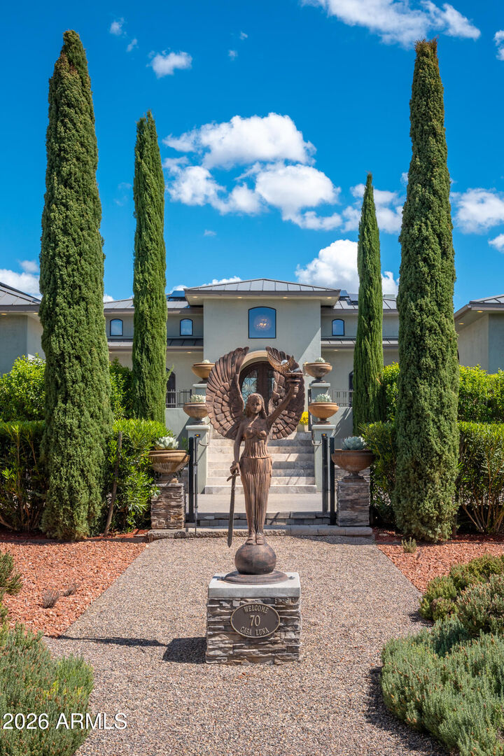 Property Photo: 70 Top Knot Drive AZ 86336