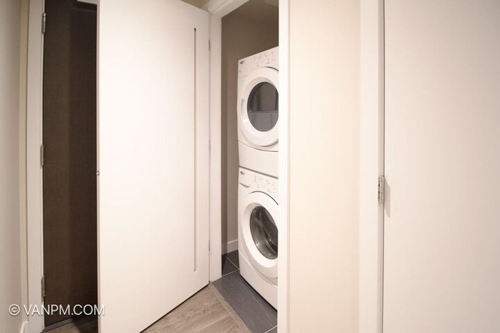 Property Photo:  4485 Skyline Drive 2409  BC V5C 5Y1 