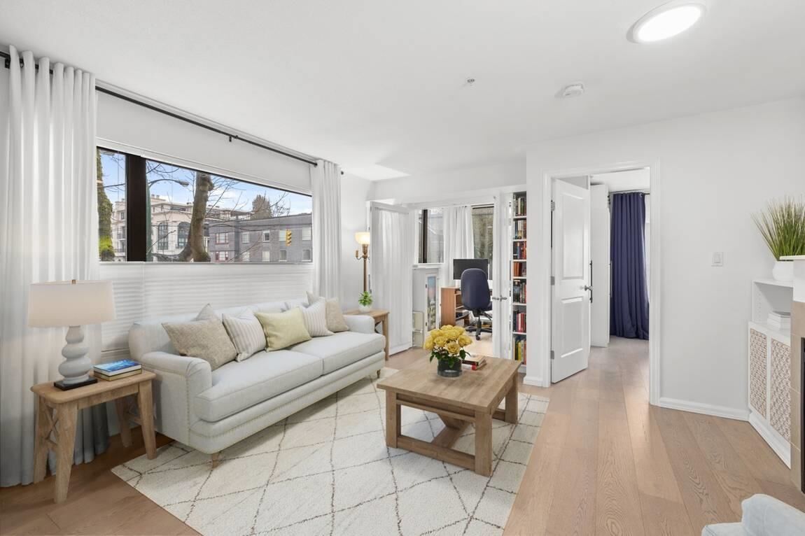 Property Photo:  997 W 22nd Avenue 312  BC V5Z 2A2 