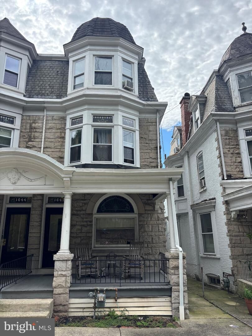 Property Photo:  1642 Mineral Spring Road  PA 19602 