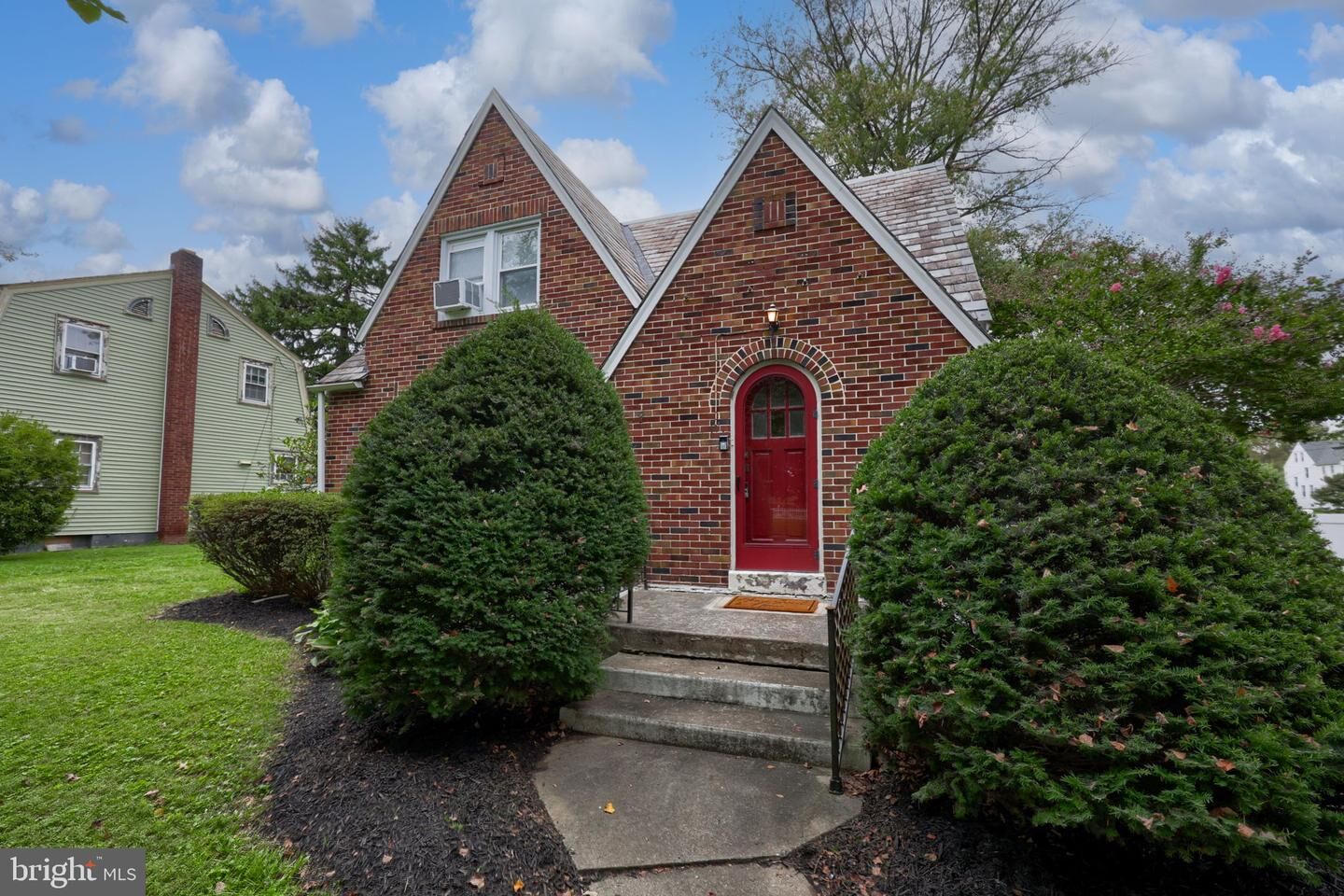 Property Photo:  613 S 13th Street  PA 17512 