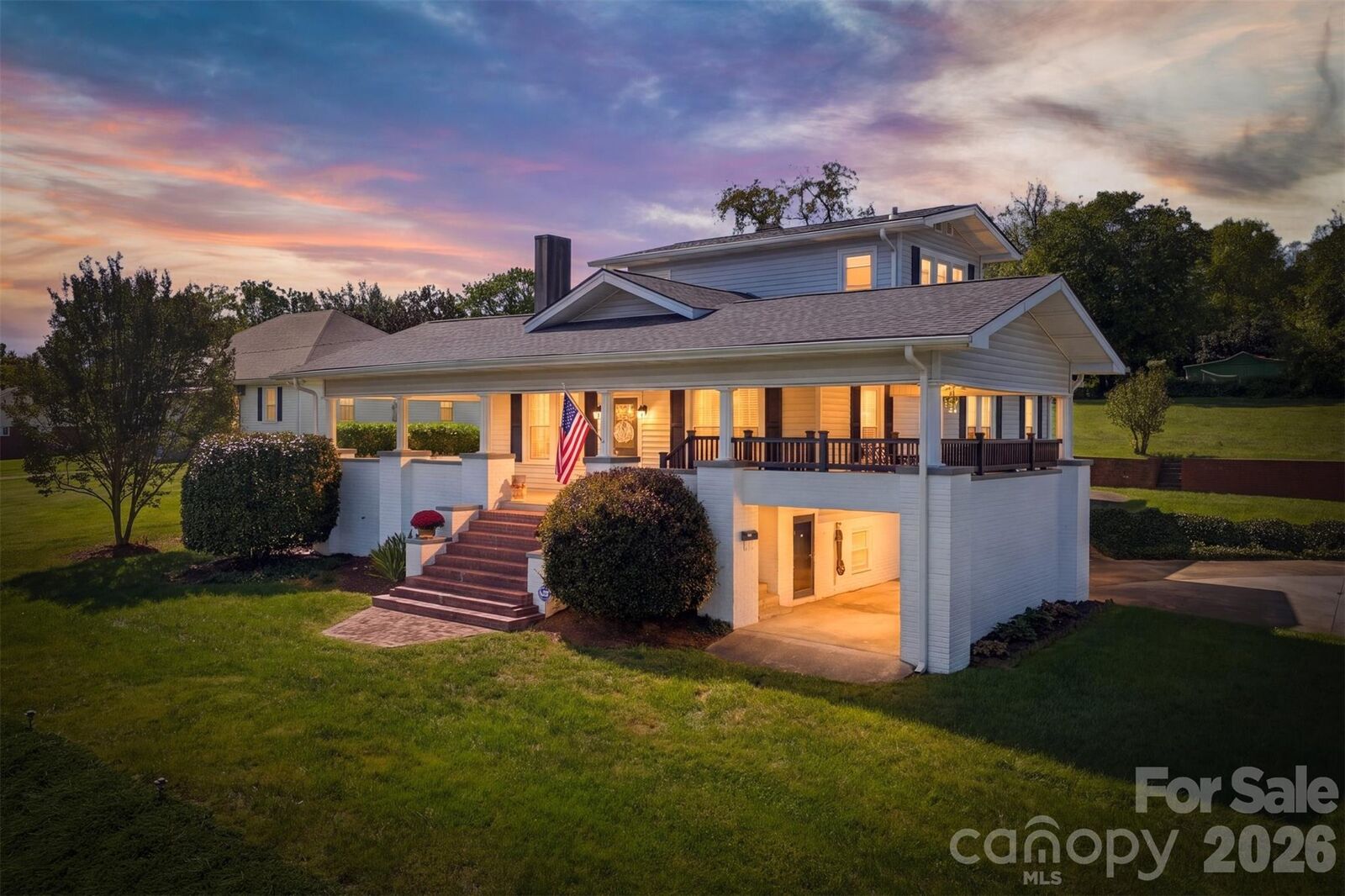 Property Photo: 110 Burkemont Avenue NC 28655