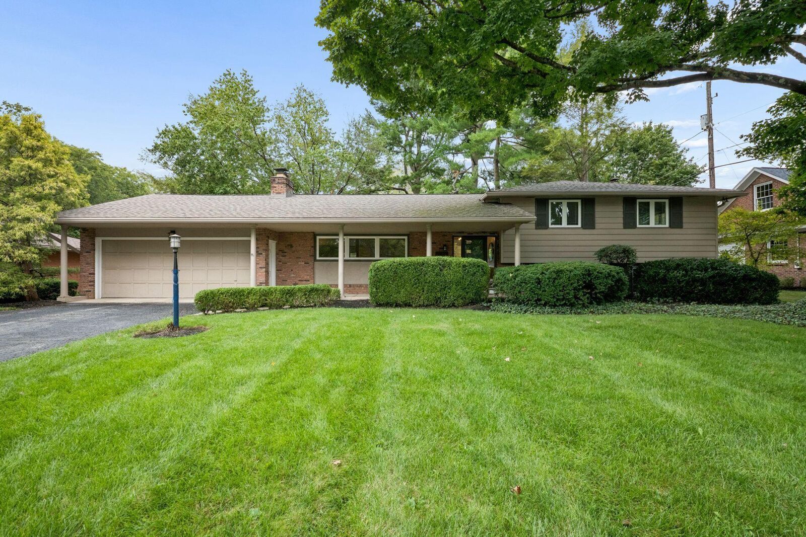 Property Photo: 4504 Kipling Road OH 43220