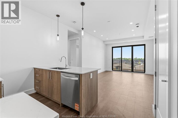 Property Photo:  595 Lilymac 206  ON N6E 3N7 