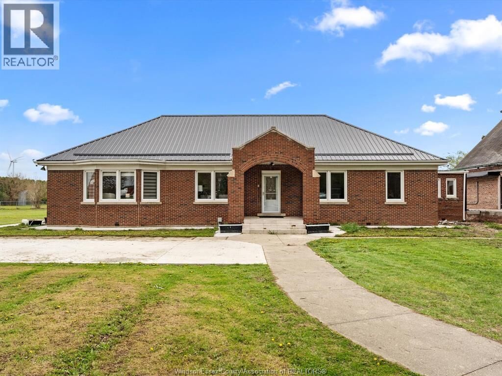 Property Photo:  25667 Winterline Road  ON N0P 1S0 