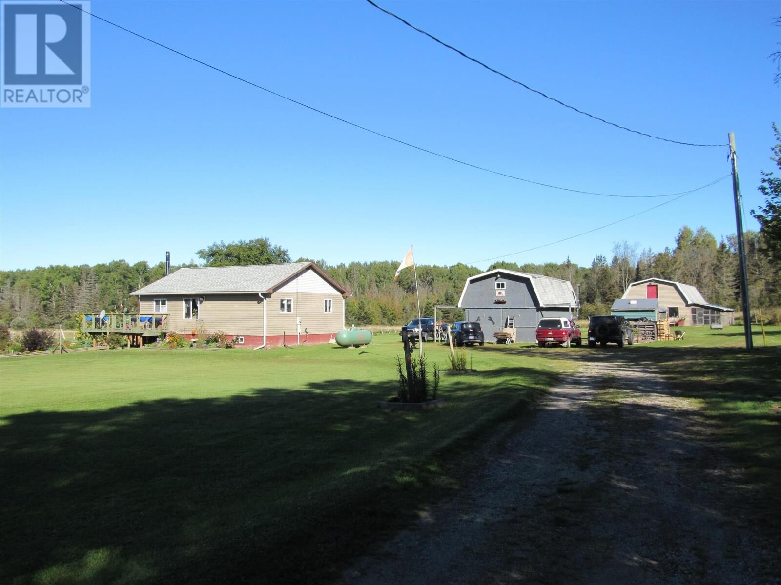 Property Photo:  76 Chiblow Lake Rd  ON P0R 1H0 