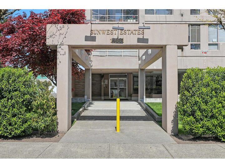 Property Photo:  14881 103A Avenue 1701  BC V3R 0M5 