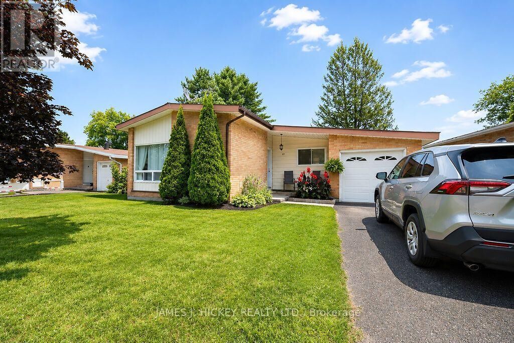 Property Photo:  80 Frontenac Crescent  ON K0J 1P0 