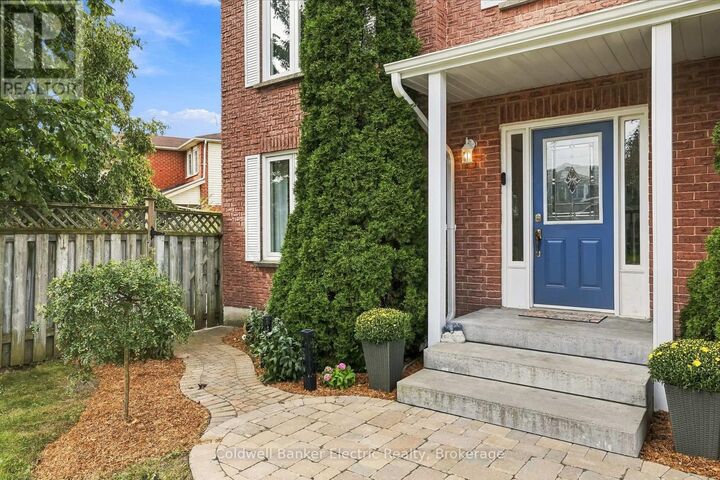 Property Photo: 40 Stephen Avenue ON L1E 1Z1