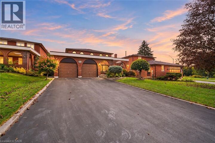 Property Photo:  312 Huntingwood Drive  ON L1J 7C5 