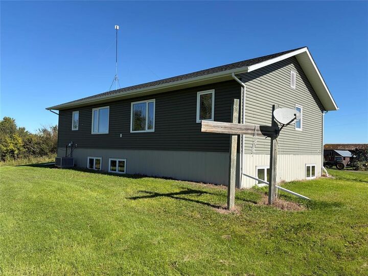 Photo de la propriété: 70147 74N Road North MB R0M 0N0