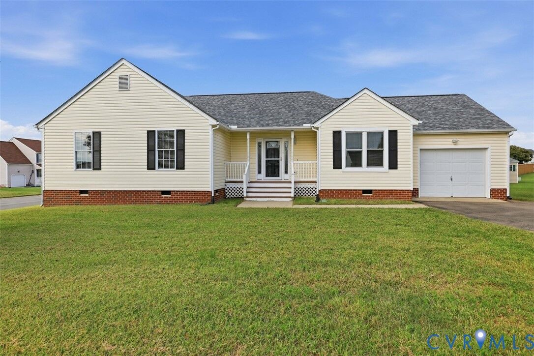 Property Photo:  1600 Fawcett Lane  VA 23231 
