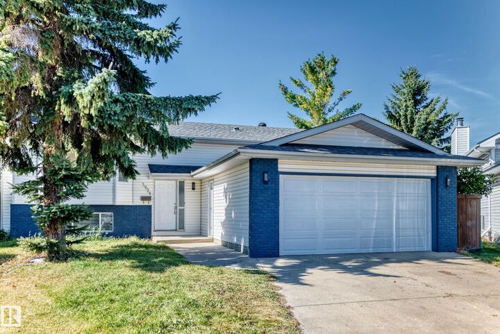 Property Photo:  3924 26A Avenue NW  AB T6L 6G2 