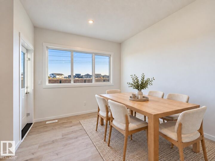Property Photo:  19552 30 Avenue NW  AB T5T 6L5 