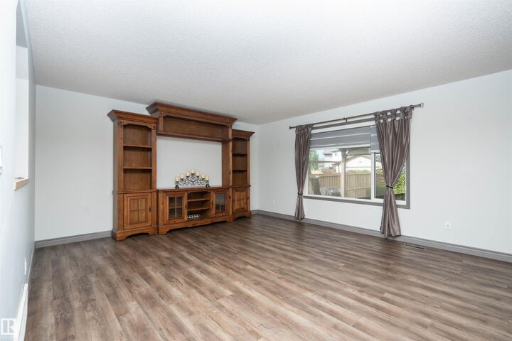 Property Photo:  16820 57 Street NW  AB T5Y 0K4 