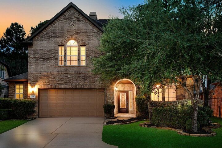 Property Photo:  126 Hearthshire Circle  TX 77354 