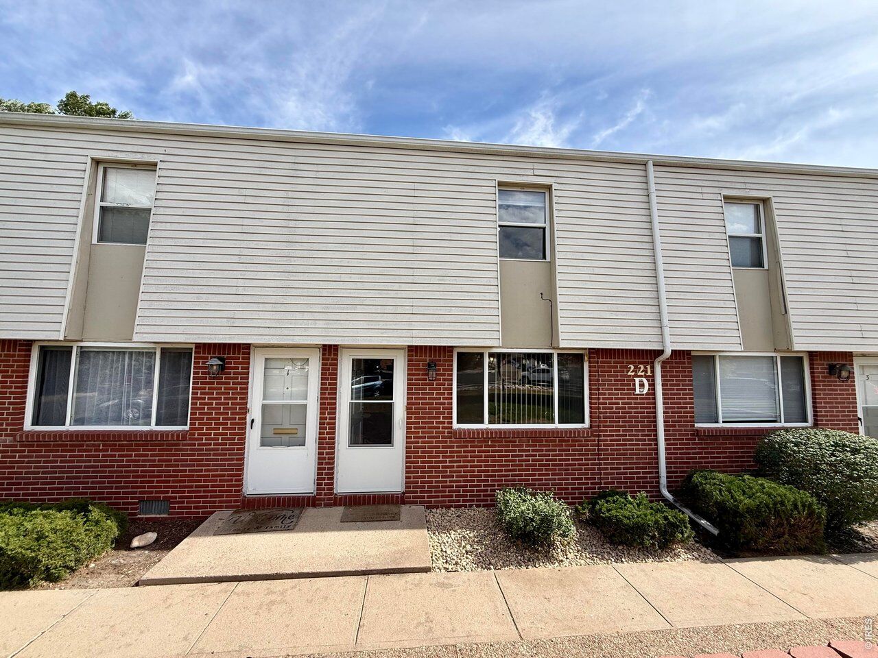 Property Photo:  221 Chestnut St D2  CO 80550 