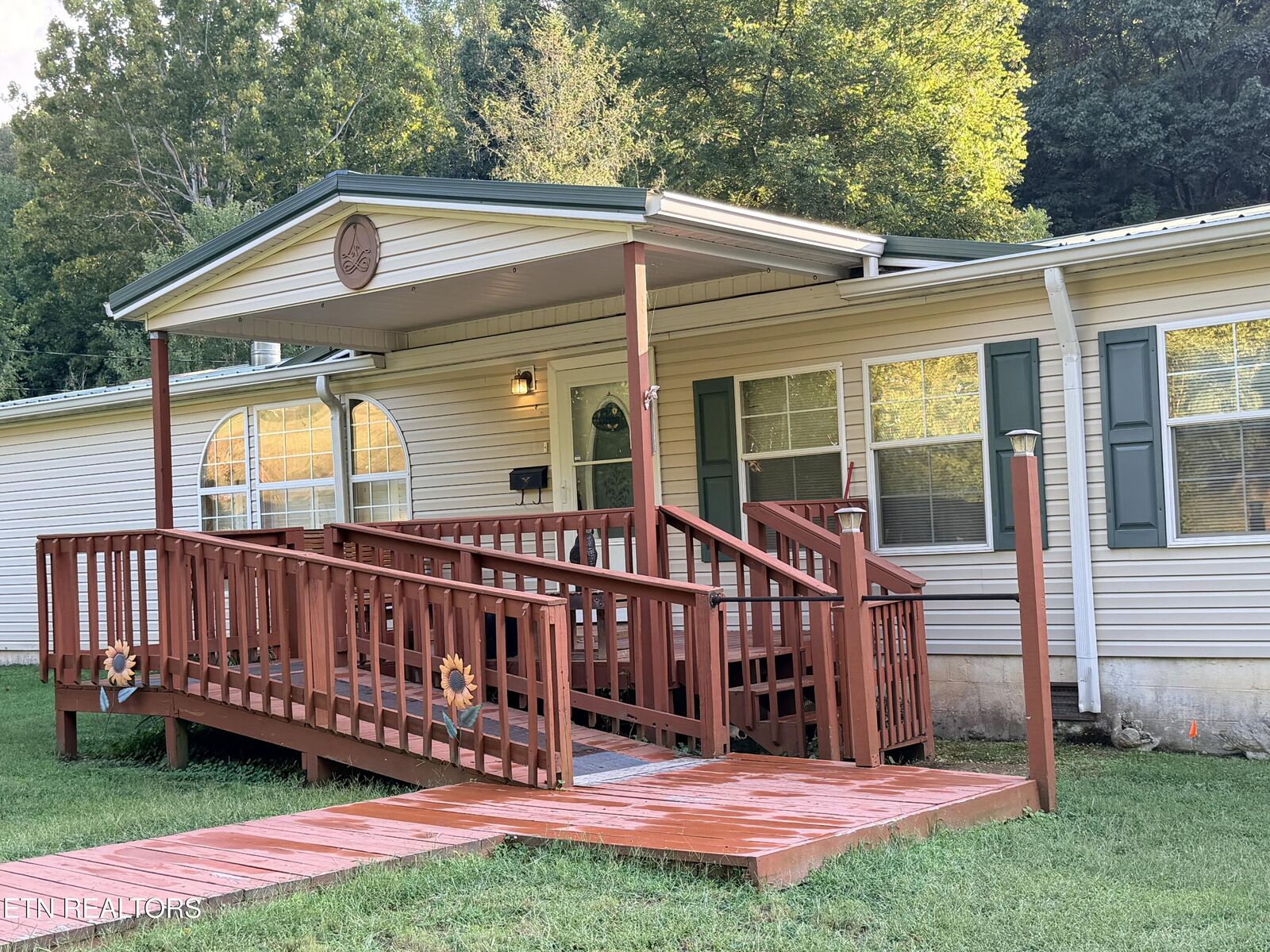 Property Photo:  561 Mans Hollow Rd  TN 37763 