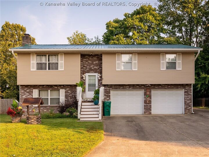Property Photo: 7 Lafayette Circle WV 25526