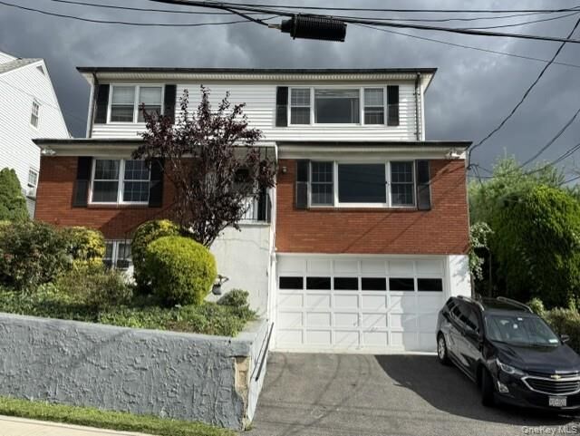 Property Photo:  342 Columbus Avenue  NY 10604 