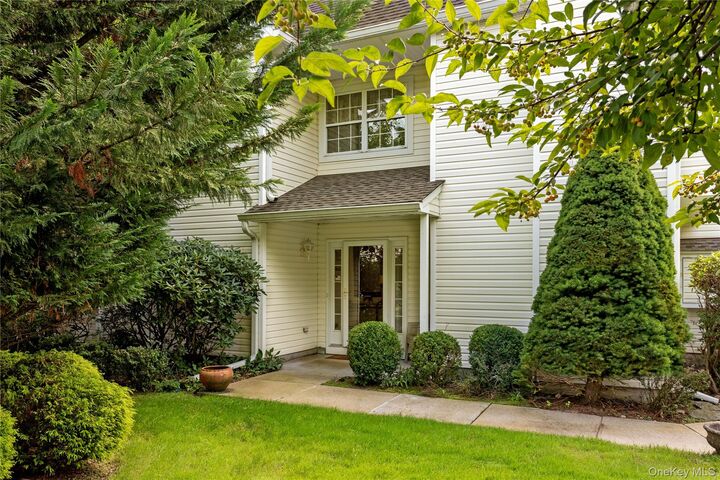 Property Photo:  317 Erik Drive  NY 11733 